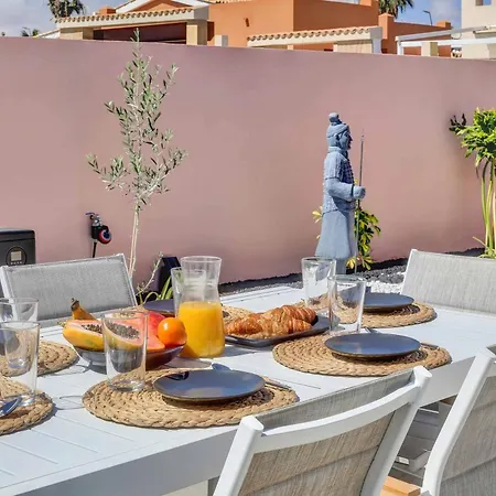 Picasso Caleta * 칼레타데푸스테