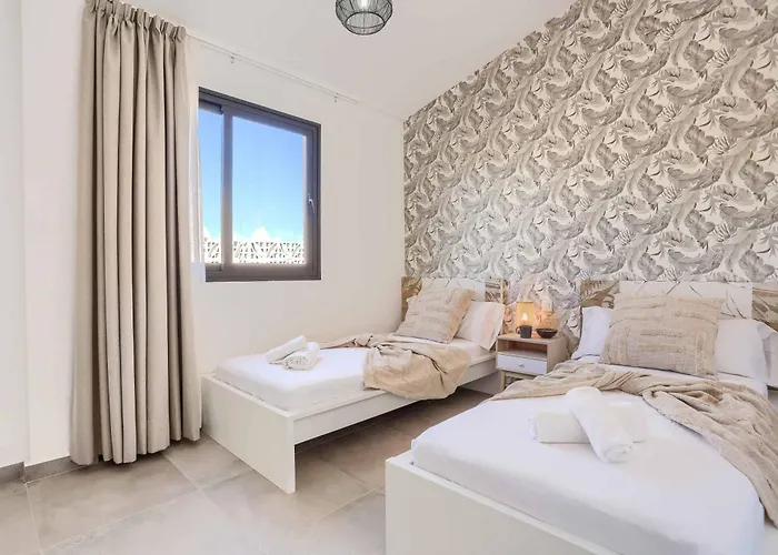 Picasso Caleta * 칼레타데푸스테